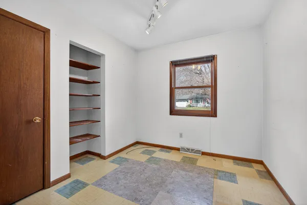$245,000 | 1107 Idaho Avenue, Davenport, IA 52804