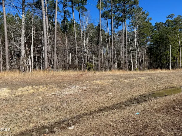 $2,000 | 1541 Highway 17, Windsor, NC 27983