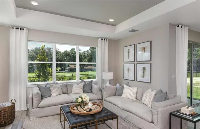 $357,860 | 3973 Big Sky Drive, Spring Hill, FL 34604