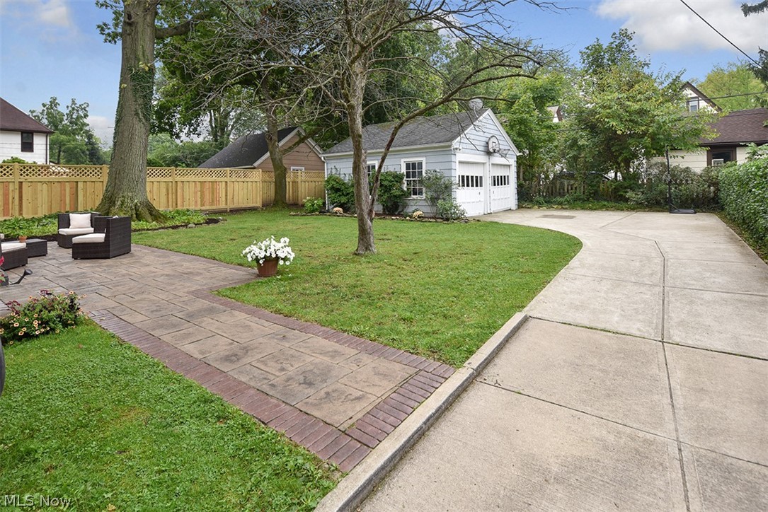 3076 Warrington Road Cleveland, OH 44120 - Photo 33 of 34 Gallery Image 33