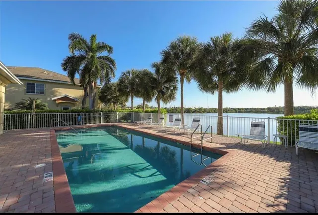 $2,150 | 3707 45th Terrace West, Unit 101, Bradenton, FL 34210