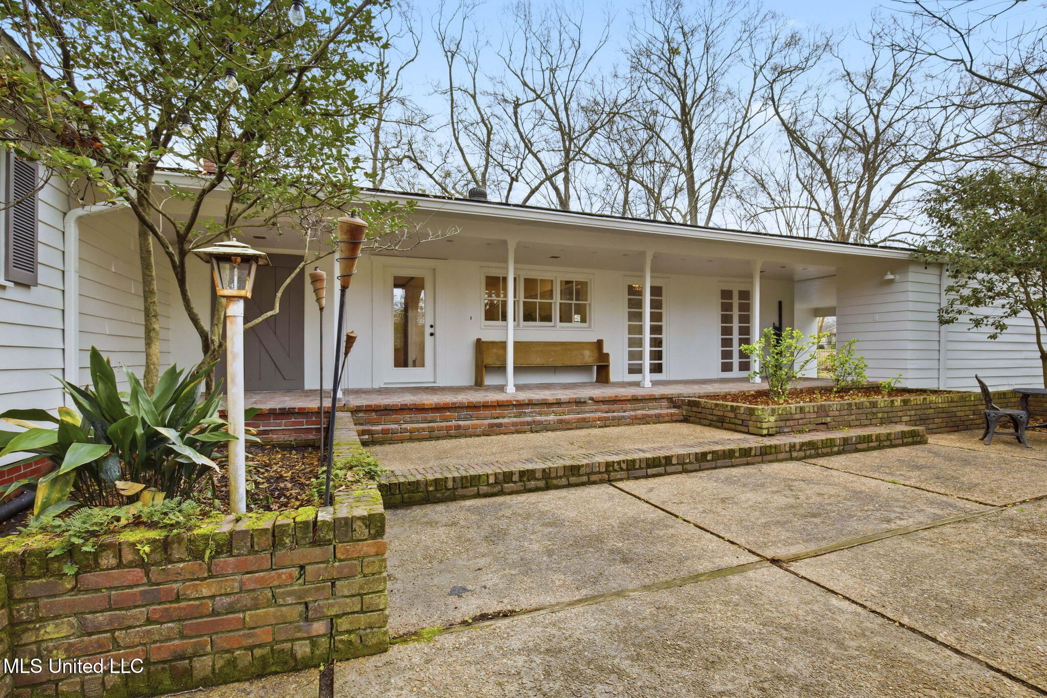 1439 Brecon Drive Jackson, MS 39211 - Photo 24 of 32 26-web-or-mls-1439 Brecon-26