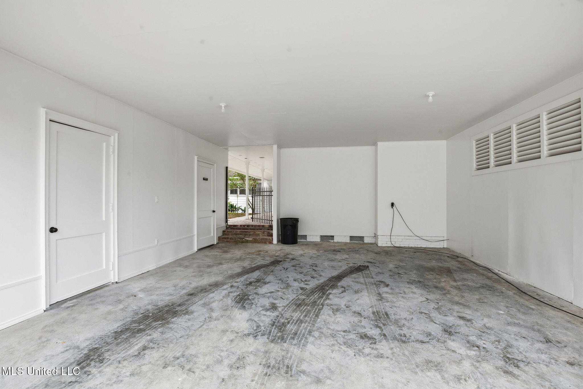 1439 Brecon Drive Jackson, MS 39211 - Photo 29 of 32 7-web-or-mls-1439 Brecon-7