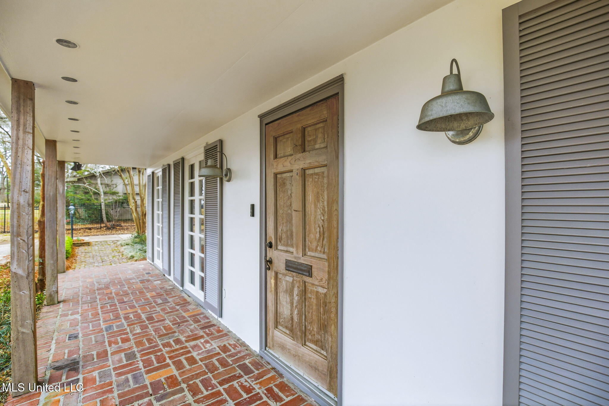 1439 Brecon Drive Jackson, MS 39211 - Photo 7 of 32 9-web-or-mls-1439 Brecon-9