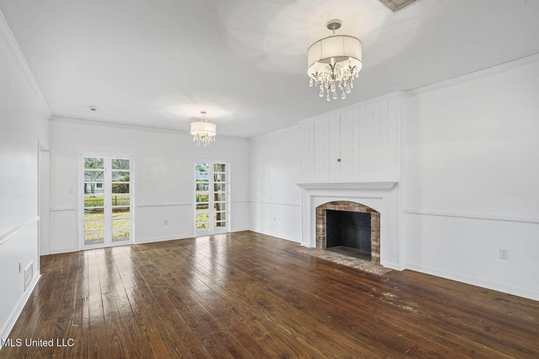 1439 Brecon Drive Jackson, MS 39211 - Photo 9 of 32 11-web-or-mls-1439 Brecon-11