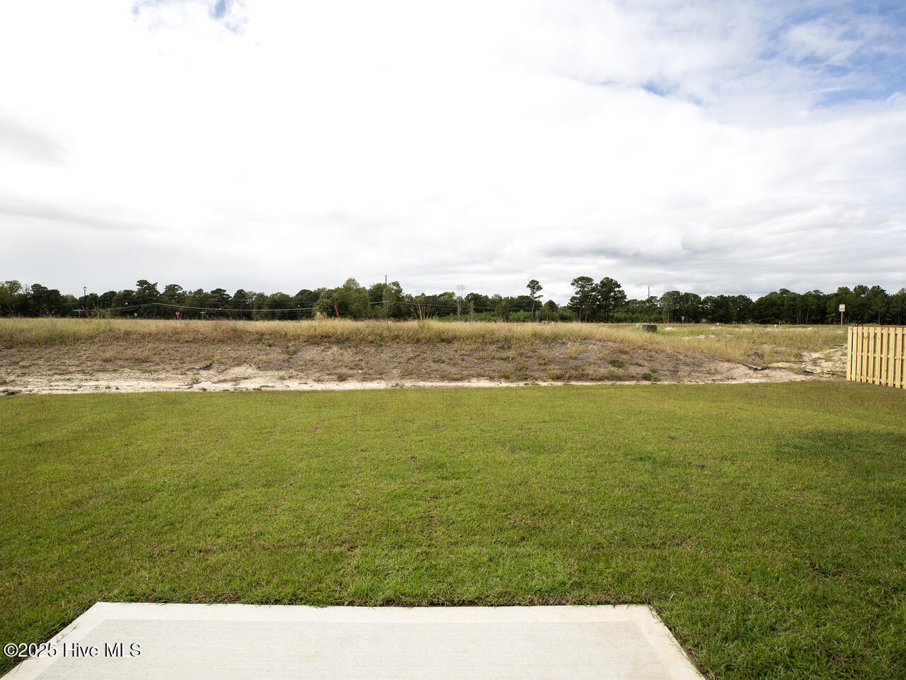 421 Matthews Farm Road, Unit LOT 93 Hubert, NC 28539 - Photo 42 of 54 HammockBay33817rogDRHL33A4072C-042-052-1