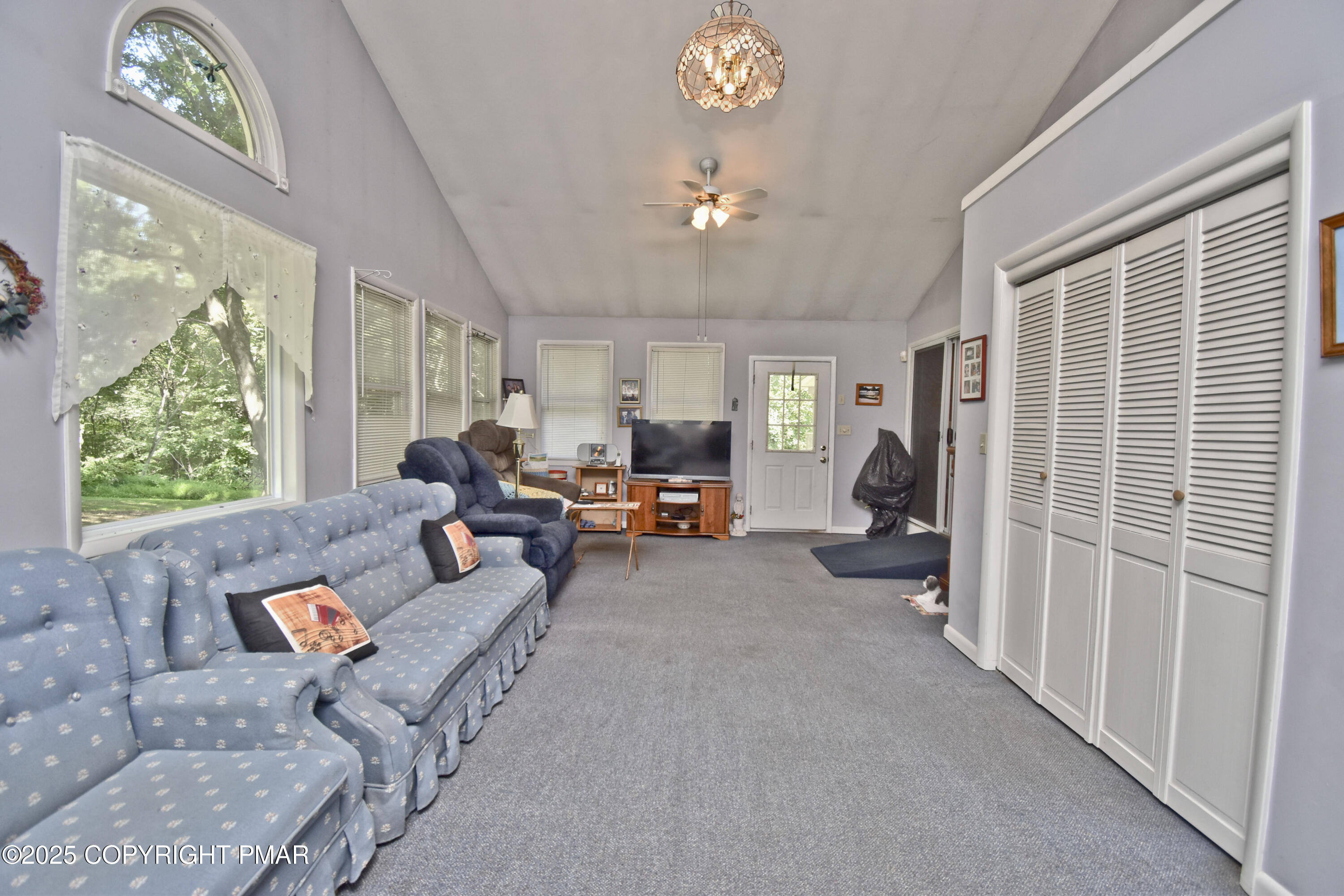 5630 Miller Road Bangor, PA 18013 - Photo 13 of 34 5 Sunroom (2)