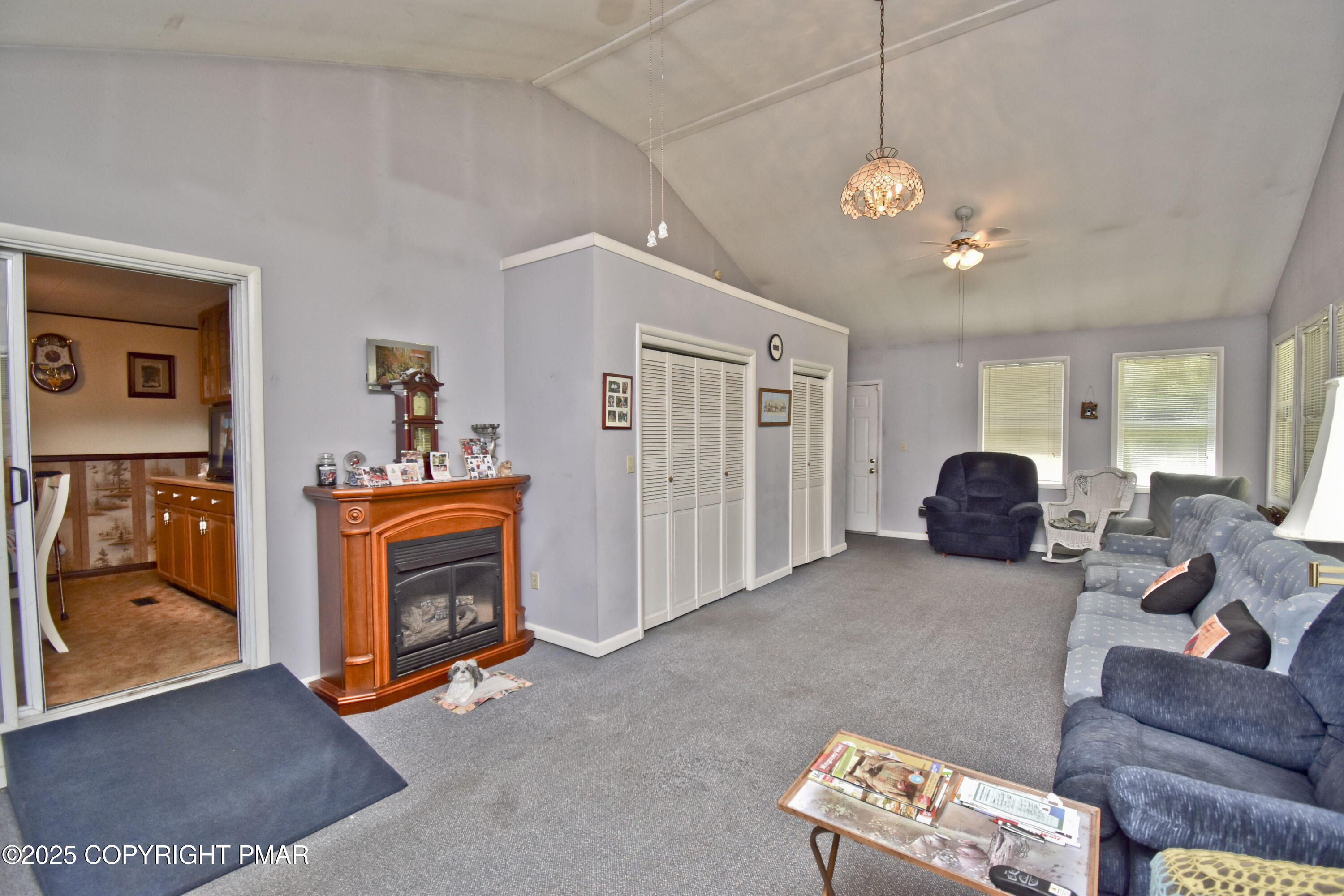 5630 Miller Road Bangor, PA 18013 - Photo 15 of 34 5 Sunroom (4)