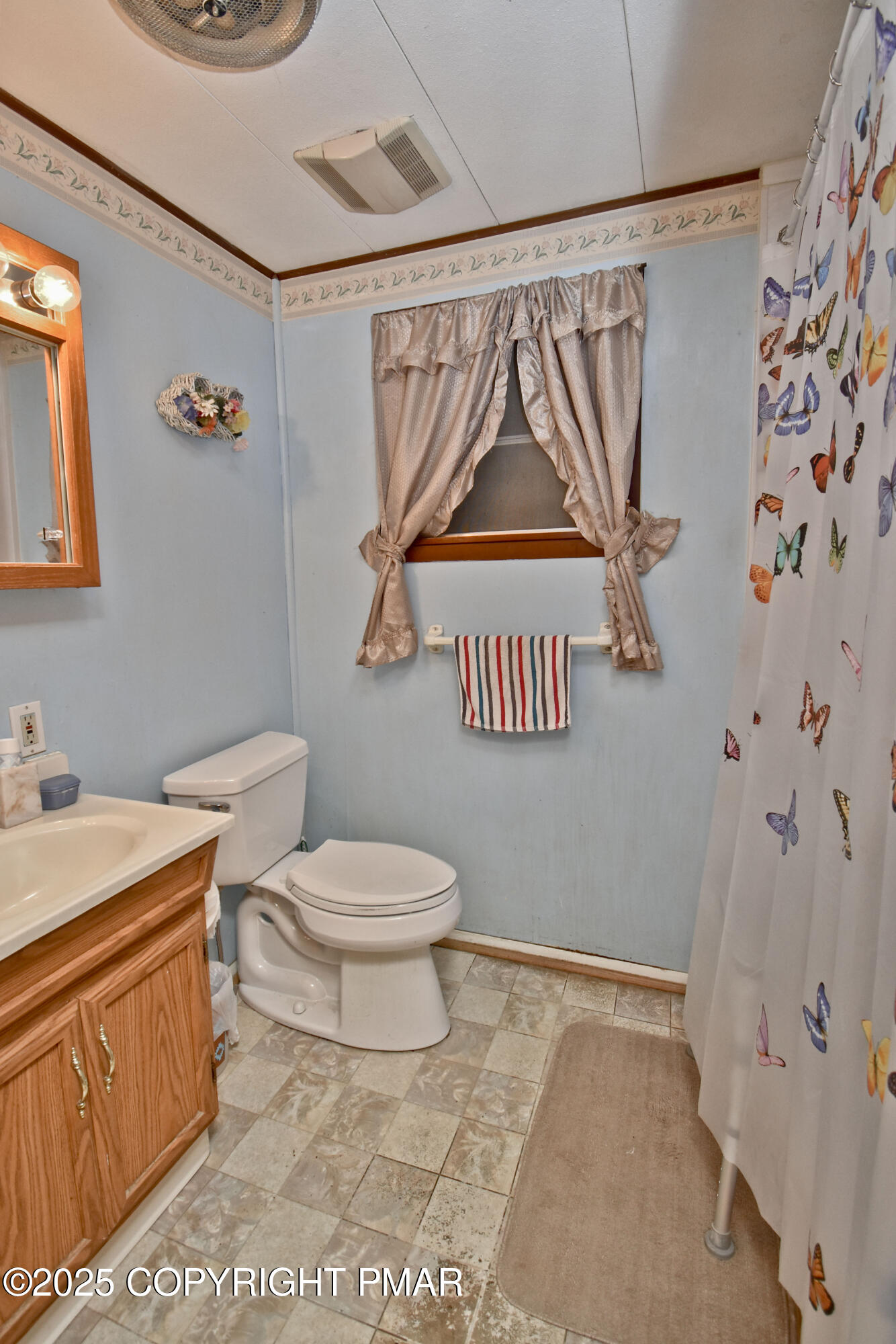 5630 Miller Road Bangor, PA 18013 - Photo 20 of 34 8 Bathroom (2)