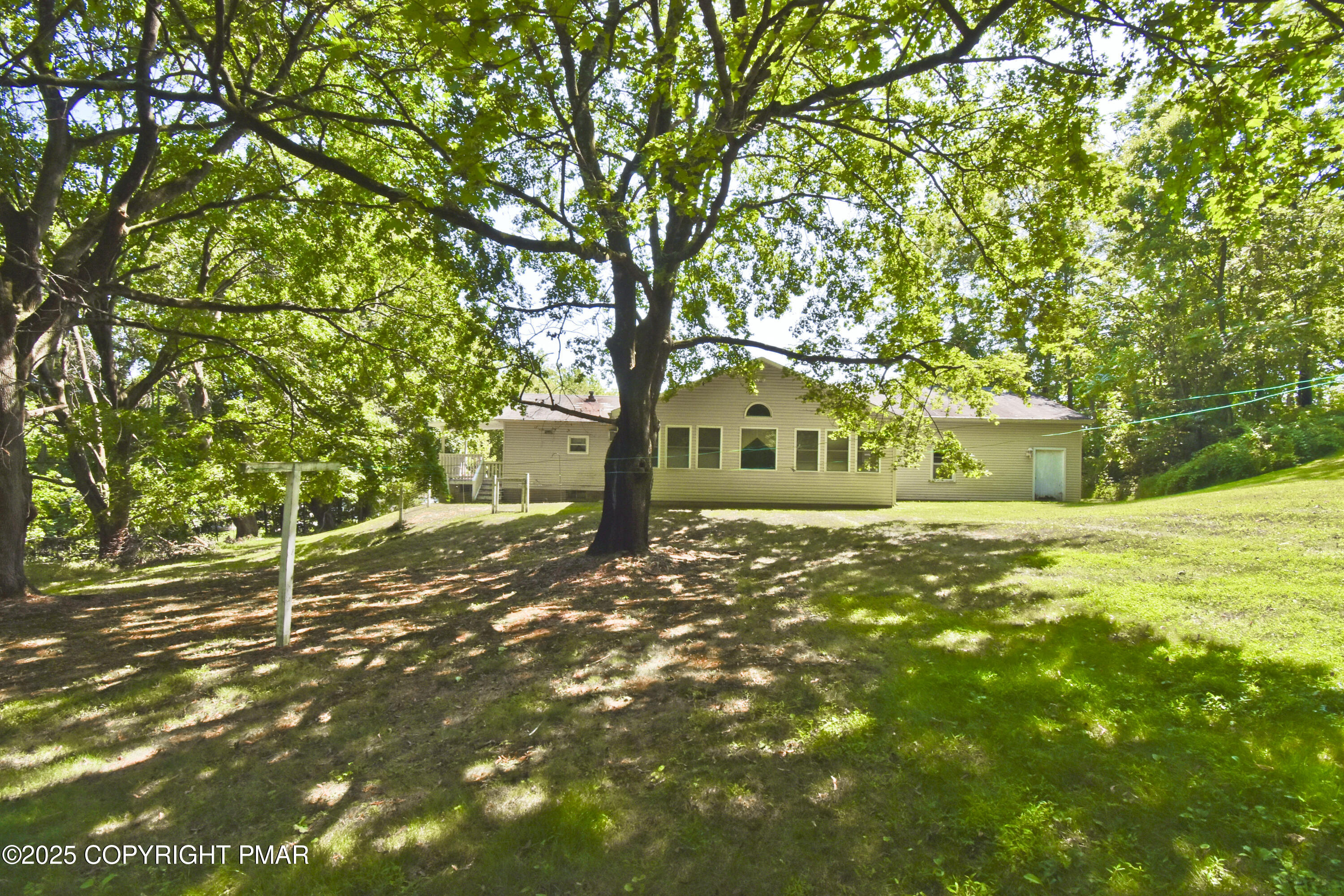 5630 Miller Road Bangor, PA 18013 - Photo 25 of 34 10 Back (4)