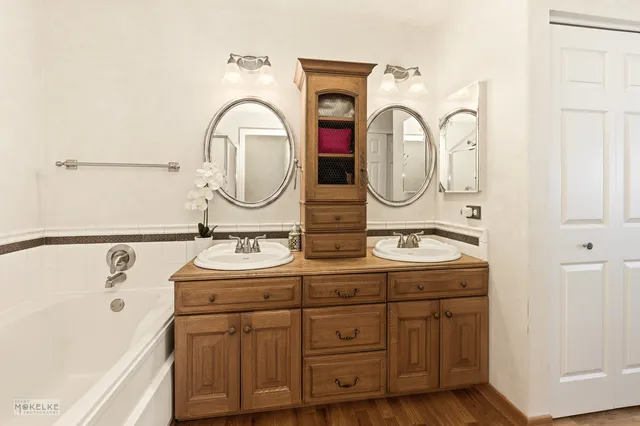 $365,000 | 31502 Kline Circle, Warrenville, IL 60555