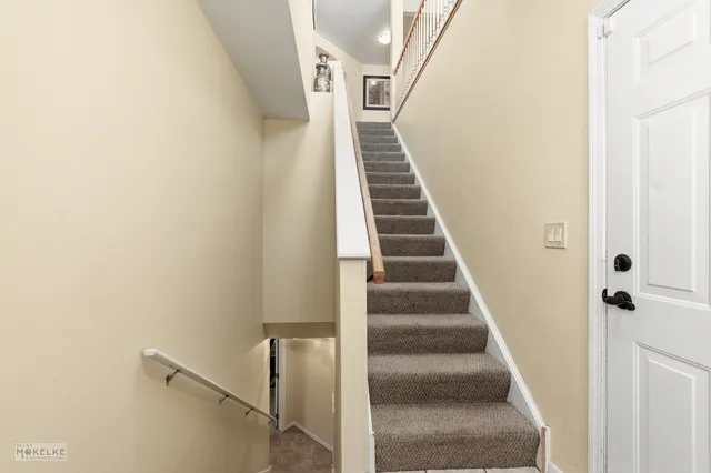 $365,000 | 31502 Kline Circle, Warrenville, IL 60555