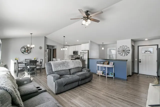 $419,900 | 1035 Bluegrass Trail, Waterloo, WI 53594