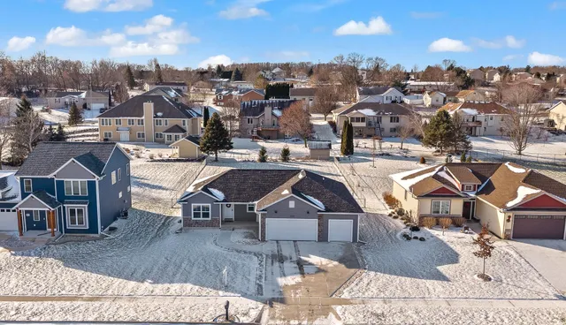 $419,900 | 1035 Bluegrass Trail, Waterloo, WI 53594