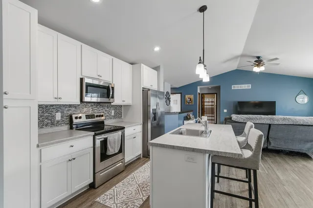 $419,900 | 1035 Bluegrass Trail, Waterloo, WI 53594