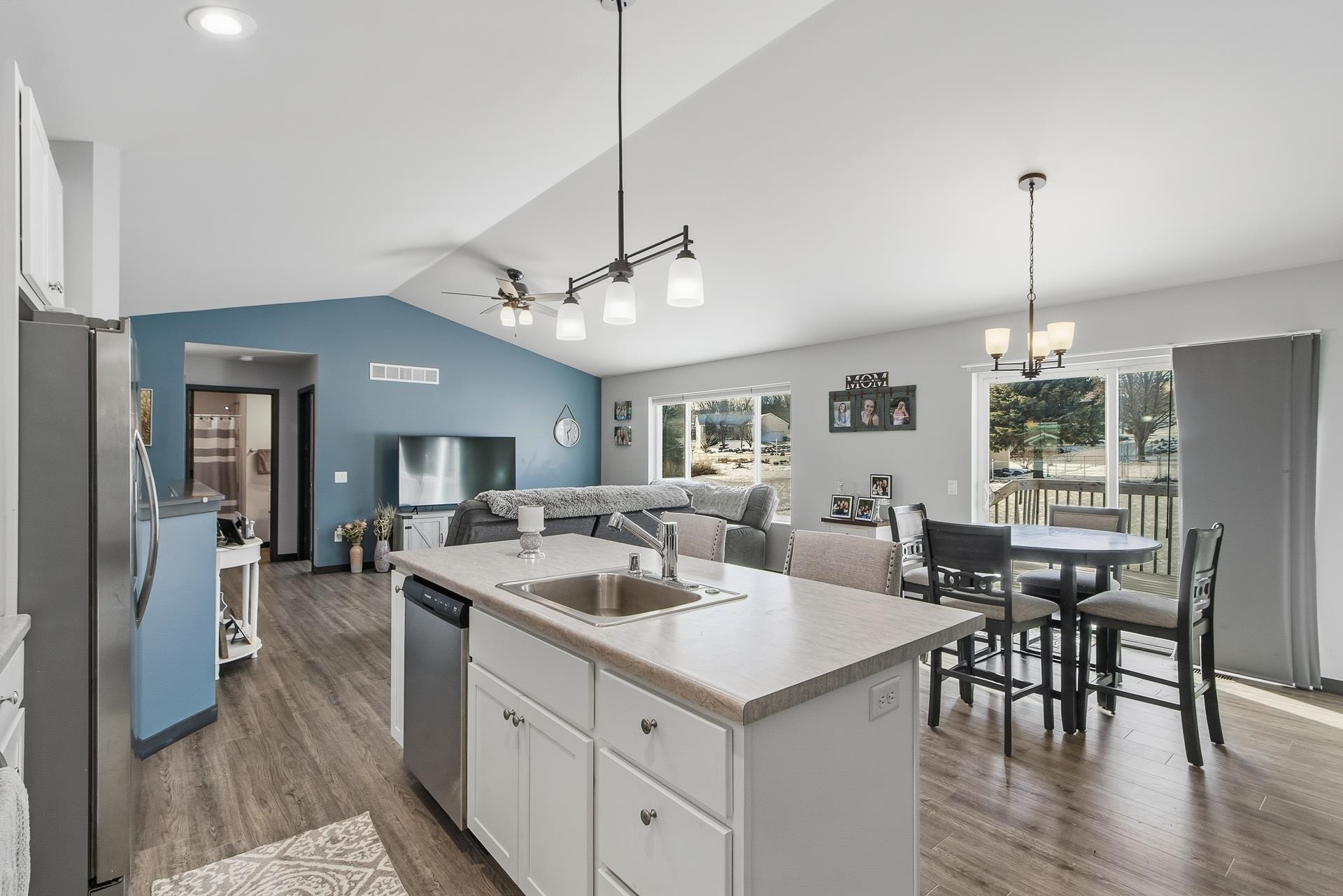 1035 Bluegrass Trail Waterloo, WI 53594 - Photo 8 of 55