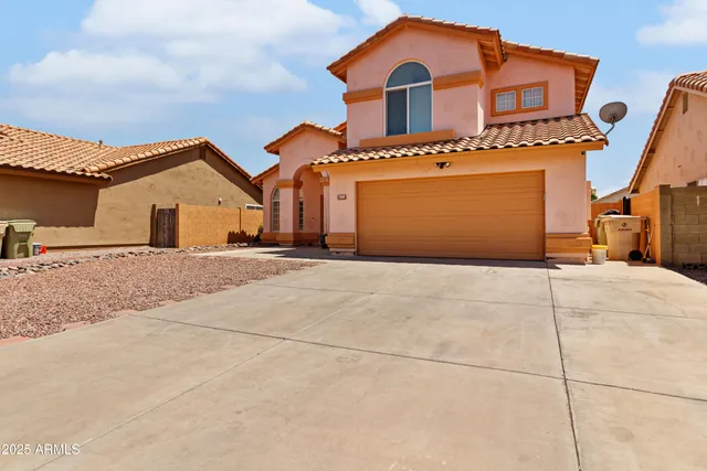 $469,900 | 7767 West Sierra Vista Drive, Glendale, AZ 85303