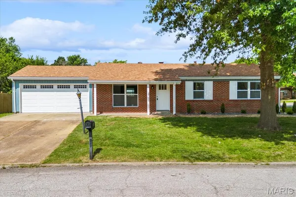 $249,900 | 3001 West Boulevard, Belleville, IL 62221