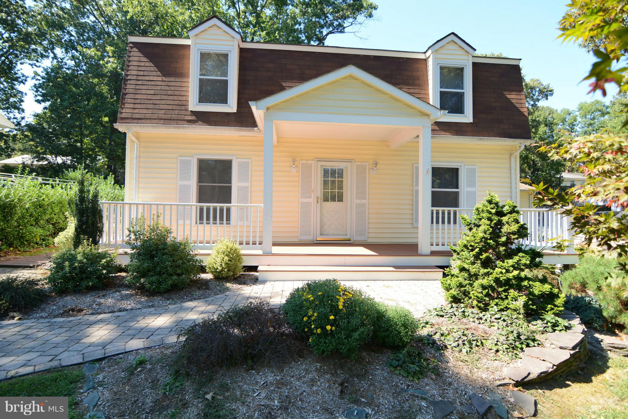 558 Manor Road Severna Park, MD 21146 - Photo 1 of 30 Exterior (Front)