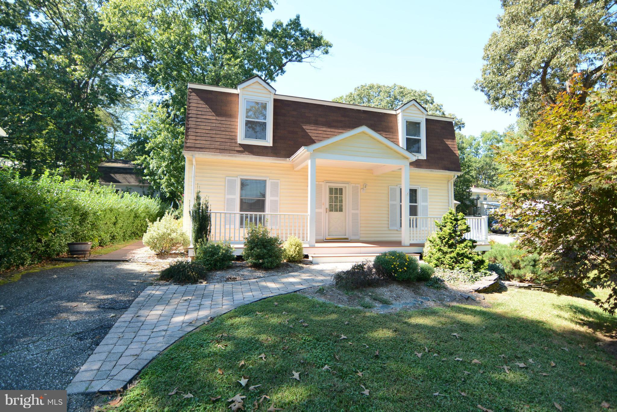 558 Manor Road Severna Park, MD 21146 - Photo 2 of 30 Exterior (Front)