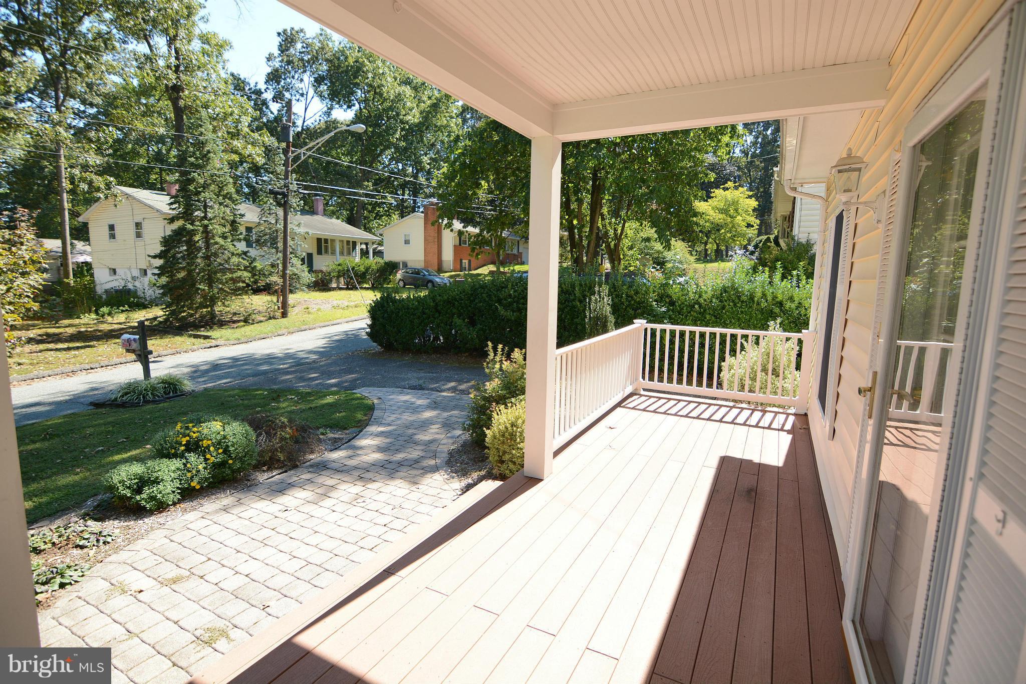 558 Manor Road Severna Park, MD 21146 - Photo 3 of 30 Exterior (Front)