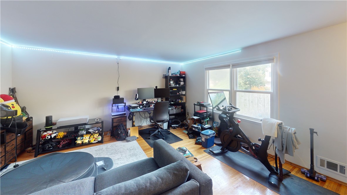294 Barrington Street Rochester, NY 14607 - Photo 5 of 8