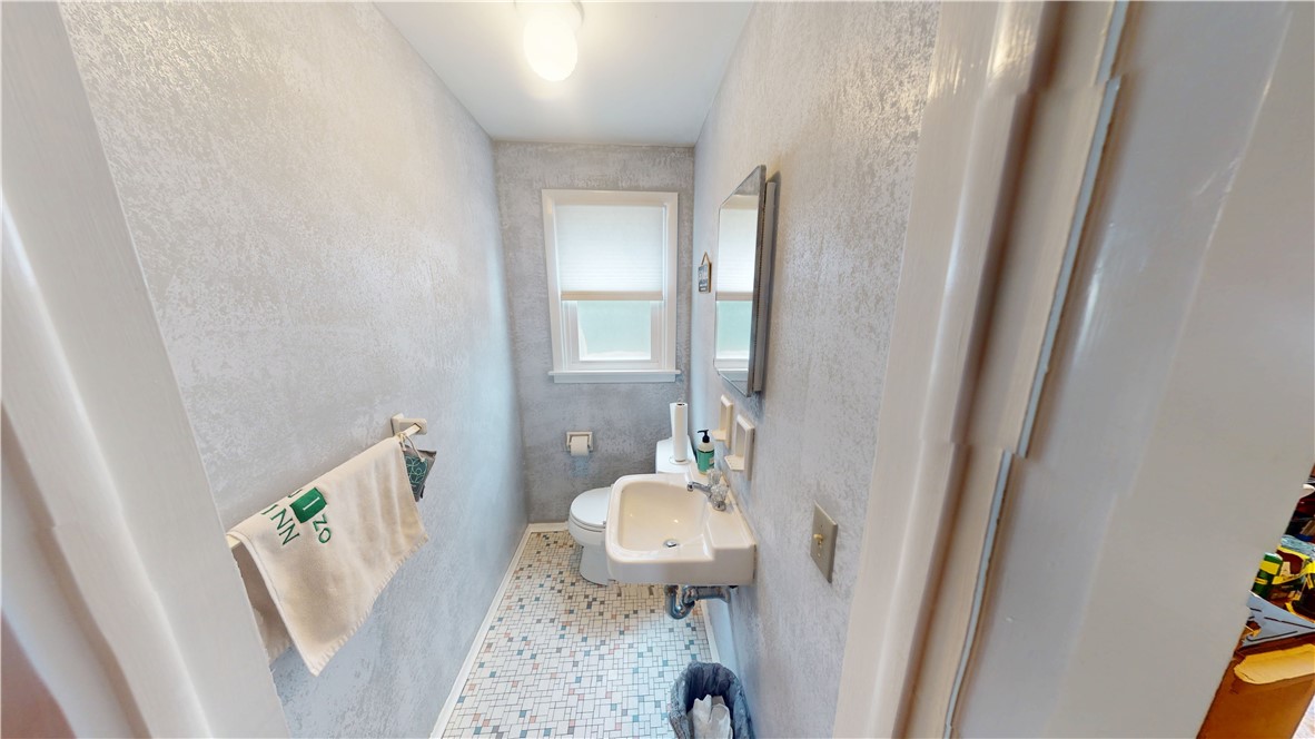 294 Barrington Street Rochester, NY 14607 - Photo 6 of 8