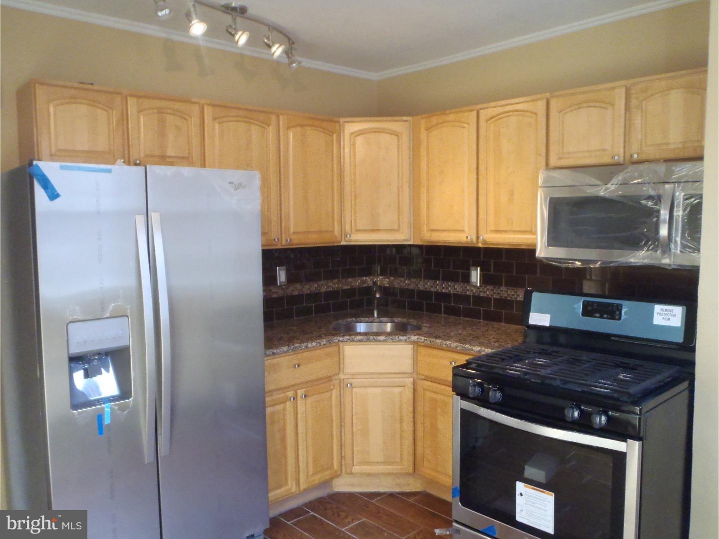 7360 Rugby Street Philadelphia, PA 19138 - Photo 2 of 25 Kitchen