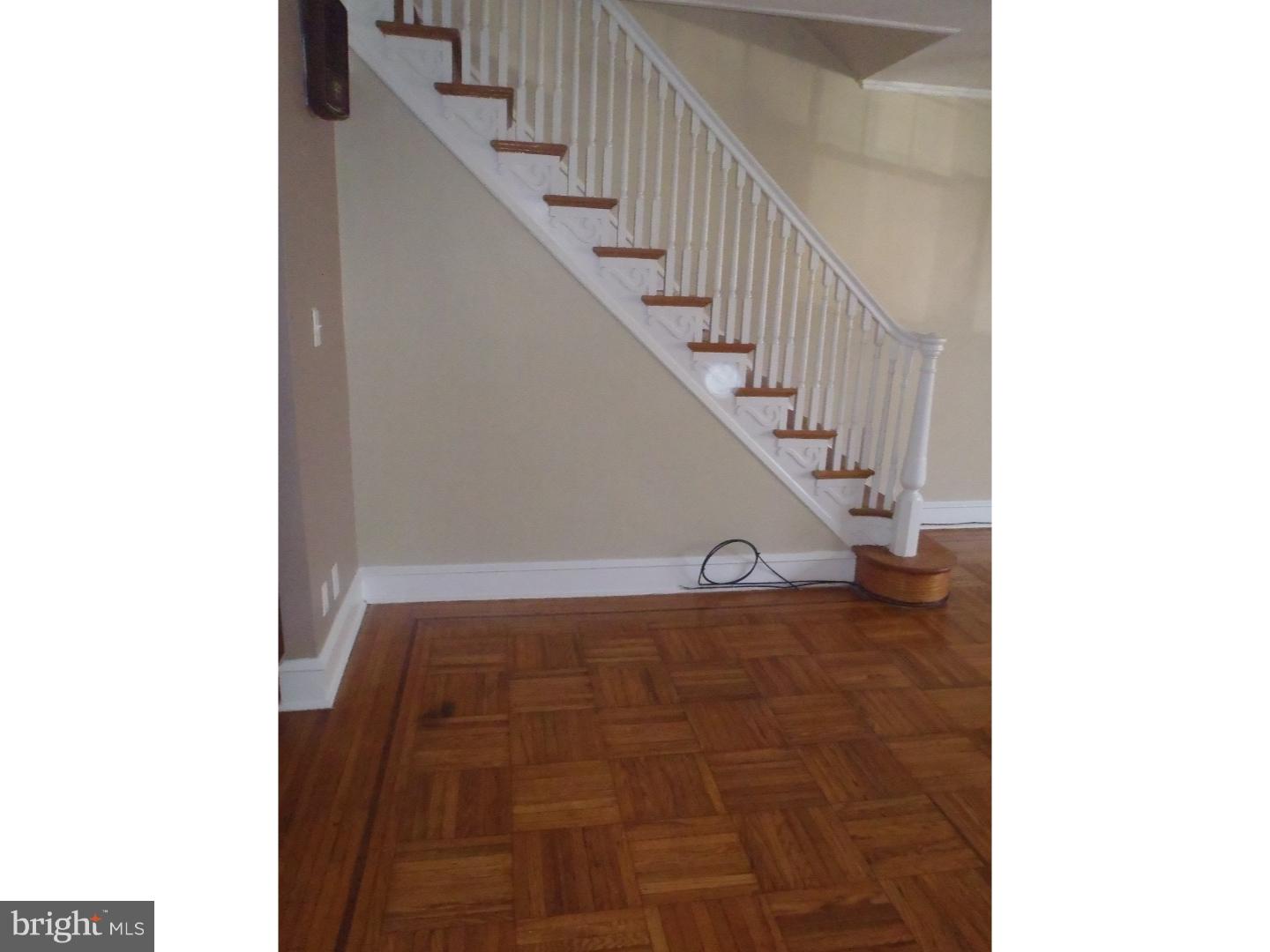 7360 Rugby Street Philadelphia, PA 19138 - Photo 12 of 25 Living Room