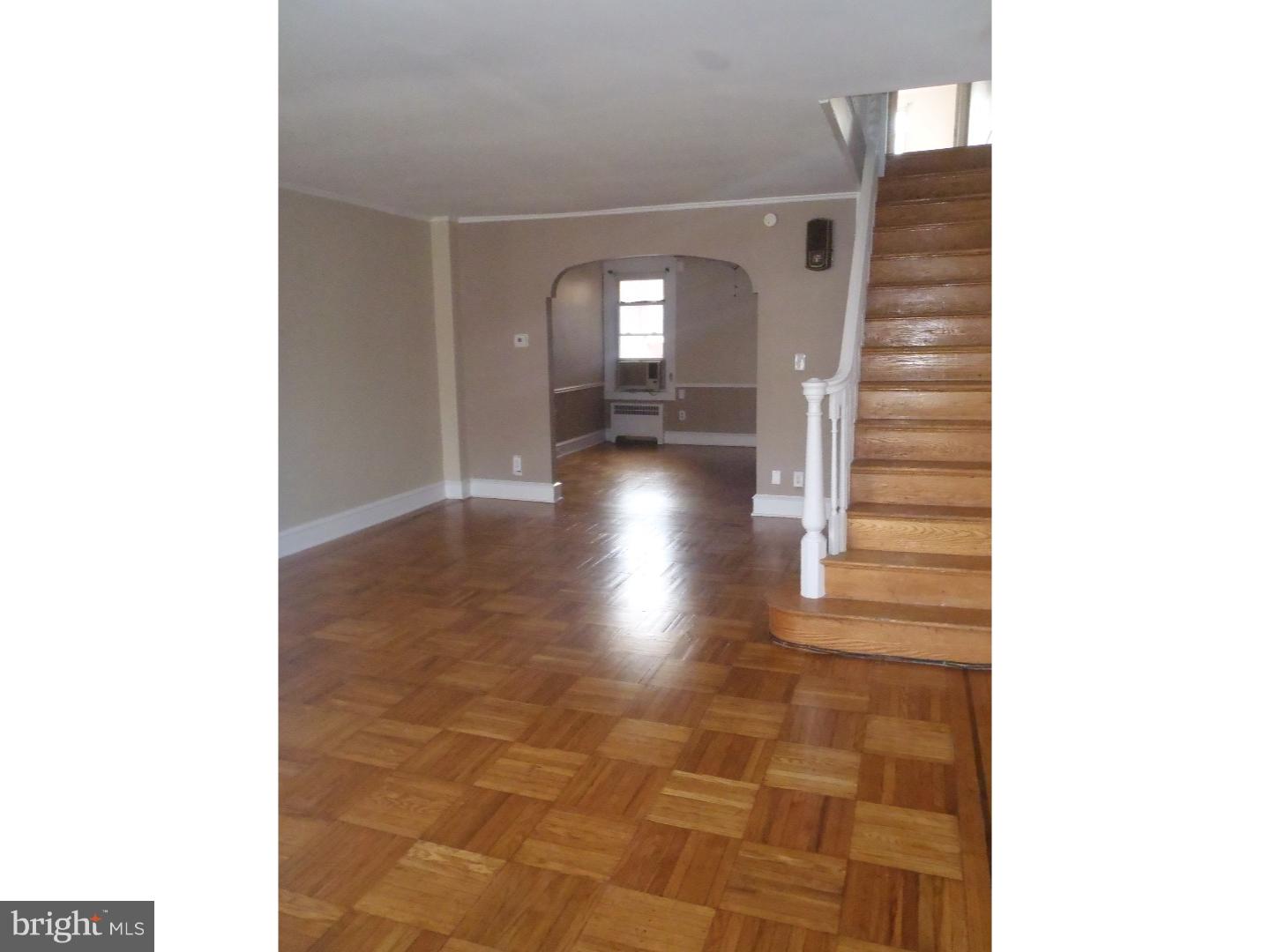 7360 Rugby Street Philadelphia, PA 19138 - Photo 4 of 25 Living Room