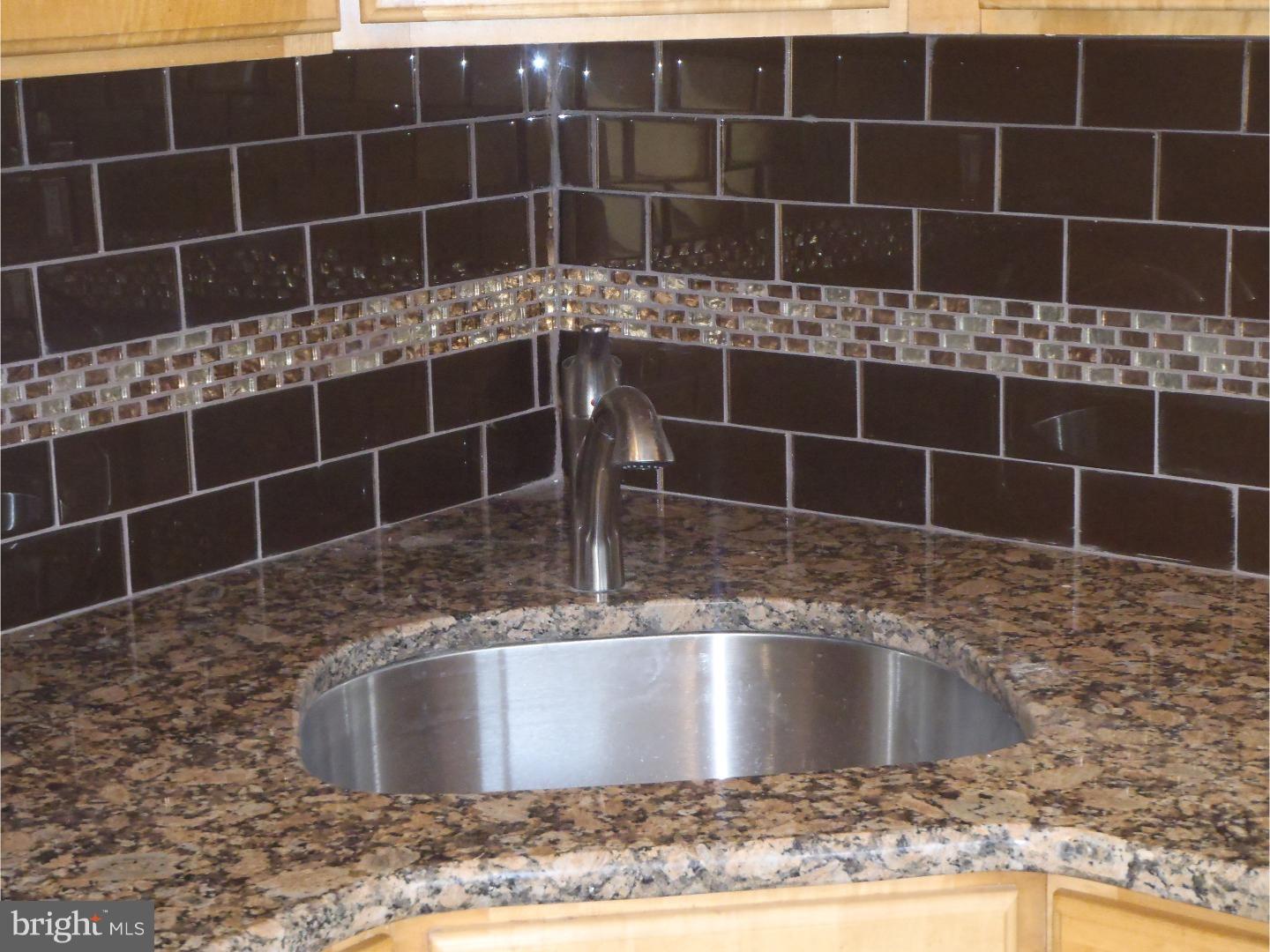 7360 Rugby Street Philadelphia, PA 19138 - Photo 8 of 25 Kitchen
