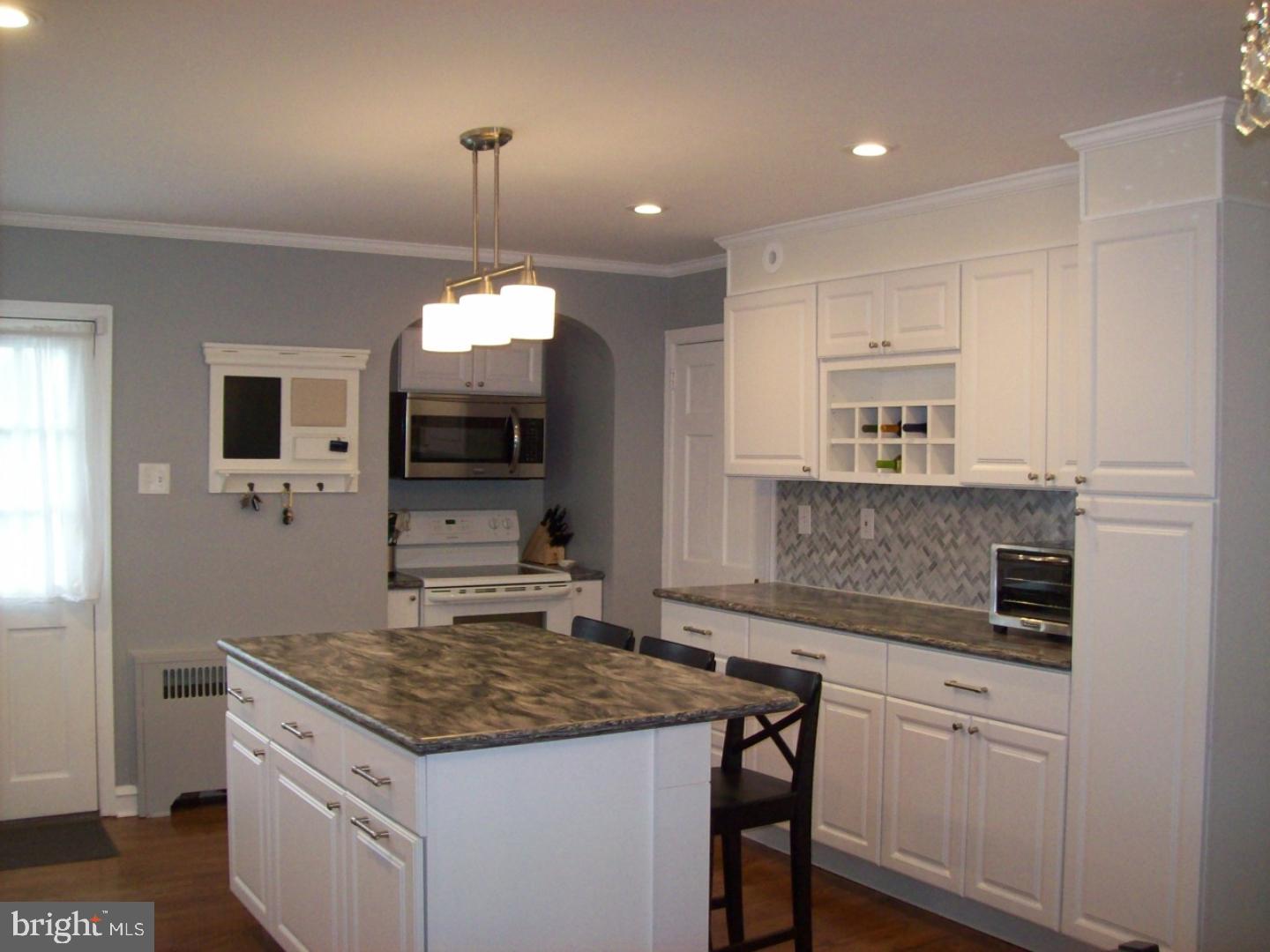 642 Croyden Road Cheltenham, PA 19012 - Photo 3 of 11 Kitchen