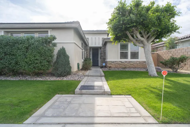 $575,000 | 83315 Stagecoach Road, Indio, CA 92203