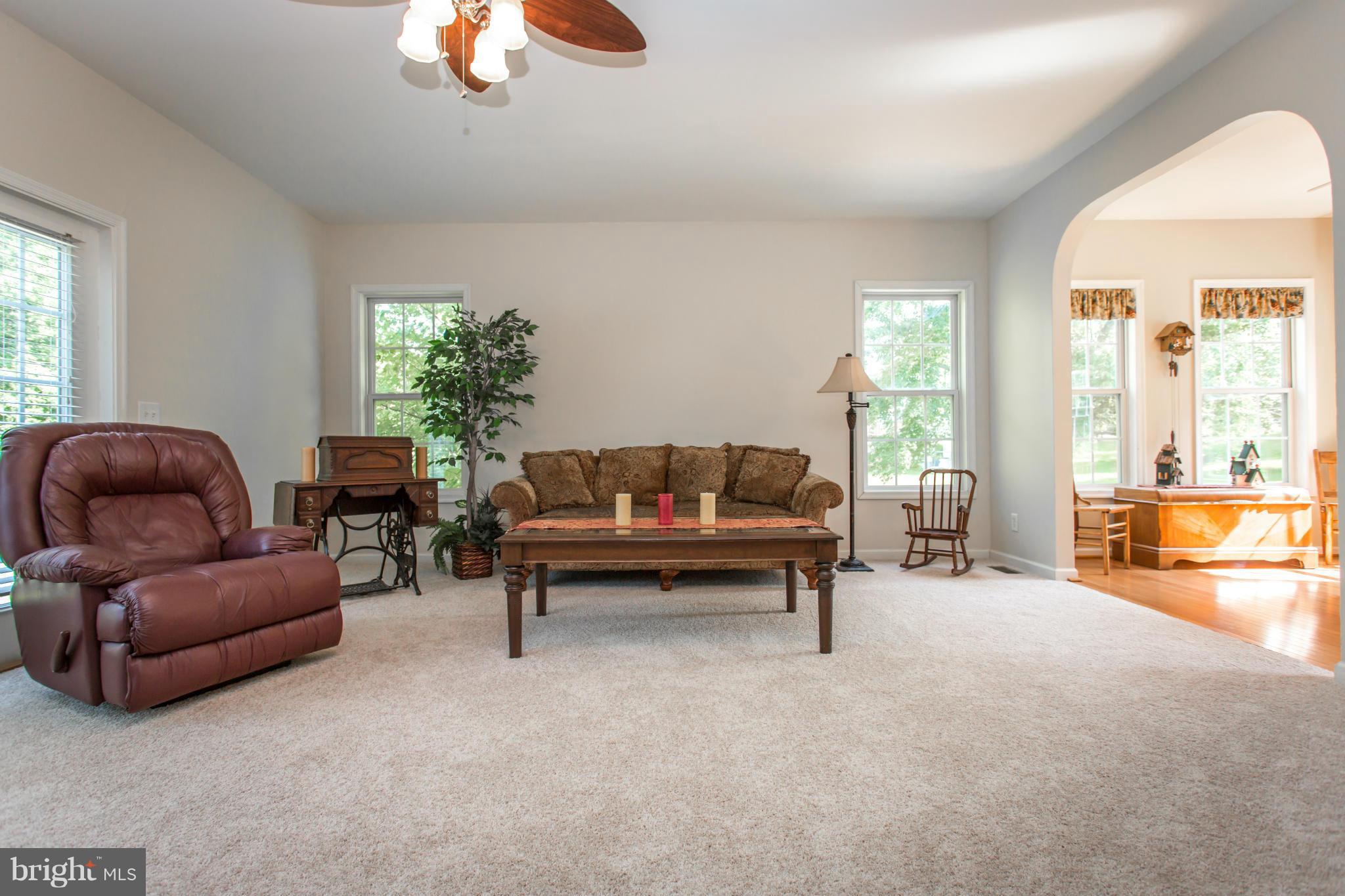 13604 Spriggs Road Manassas, VA 20112 - Photo 4 of 28 Family Room