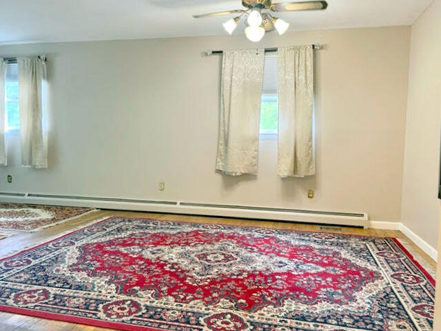 941 Riverside Drive Augusta, ME 04330 - Photo 5 of 35 Dining area
