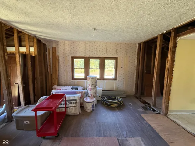 $480,000 | 5643 West County Road 525 South, Greencastle, IN 46135