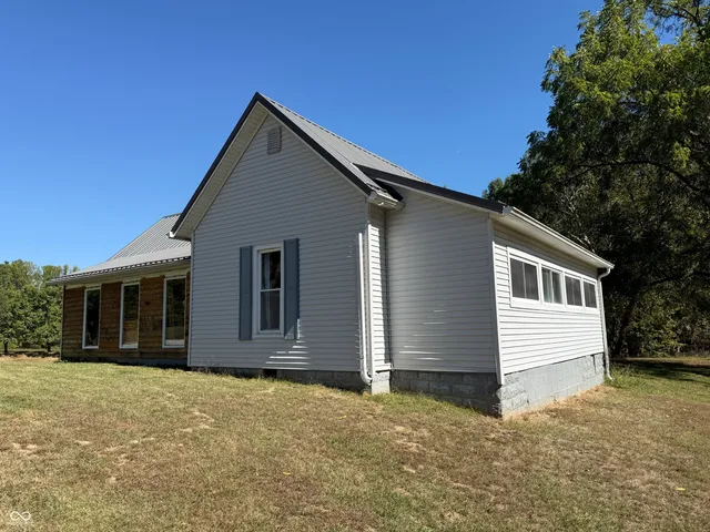 $480,000 | 5643 West County Road 525 South, Greencastle, IN 46135