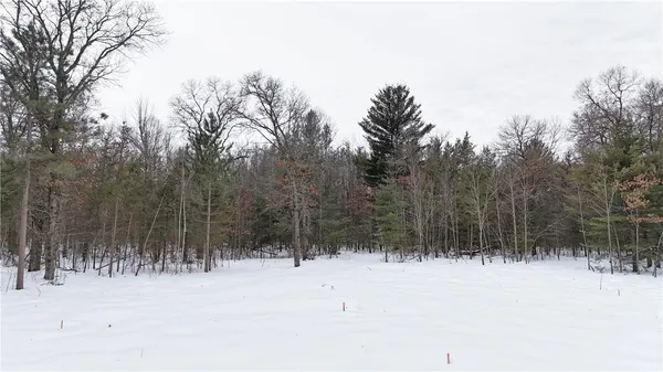 $48,000 | 25106 Shady Oaks Lane, Siren, WI 54872