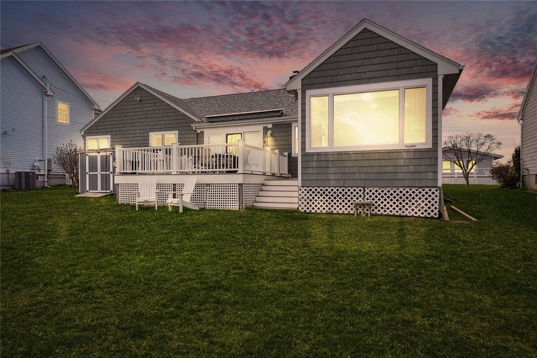 142 Colonel John Gardner Road Narragansett, RI 02882 - Photo 1 of 28 Gallery Image 1