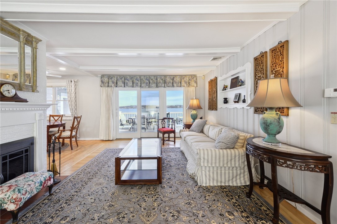 142 Colonel John Gardner Road Narragansett, RI 02882 - Photo 7 of 28 Gallery Image 7