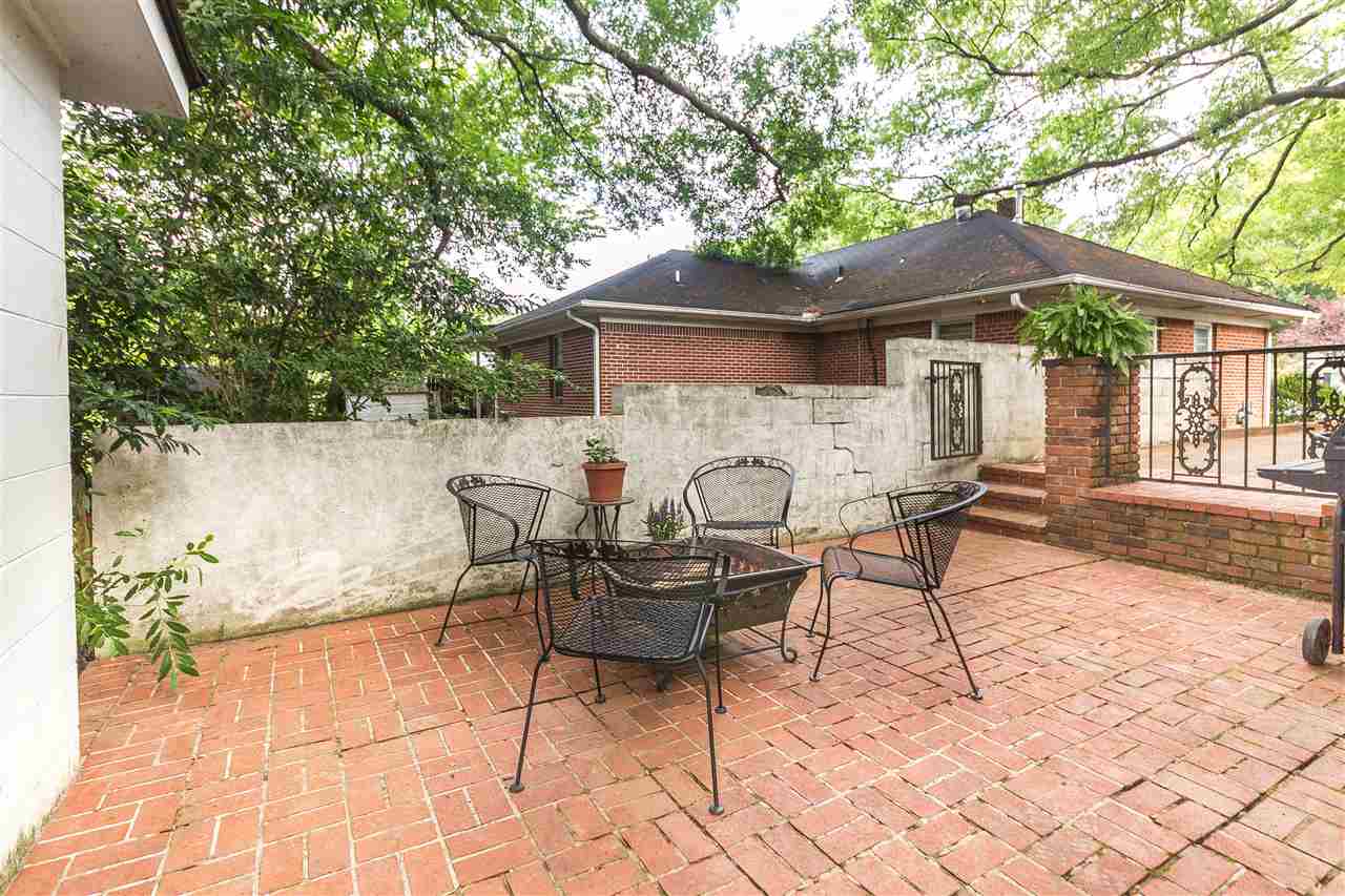 5037 Dee Road Memphis, TN 38117 - Photo 4 of 24