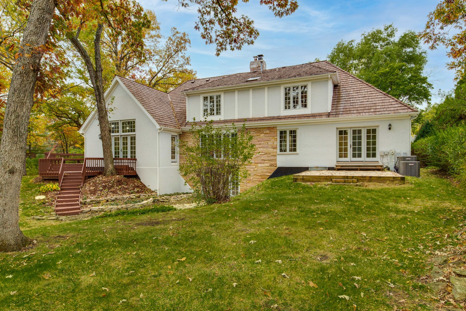 875 Valley Road Lake Forest, IL 60045 - Photo 41 of 43 a front view of a house with a yard