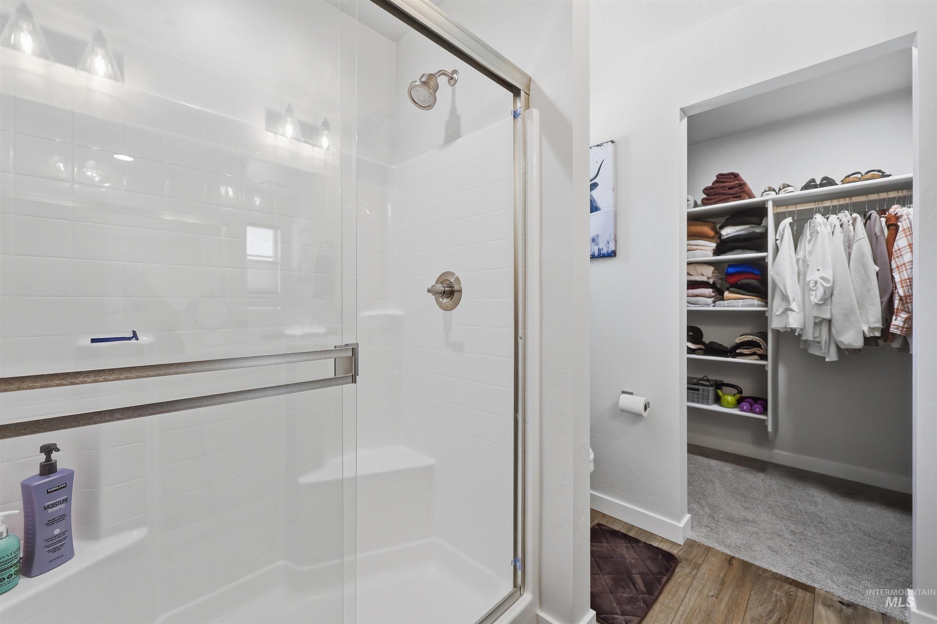 3811 West Maypearl Street Meridian, ID 83642 - Photo 28 of 39 Bathroom