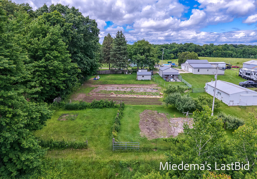 12915 Cassidy Road Bellevue, MI 49021 - Photo 39 of 128 12915CassidyRd-42LoRes