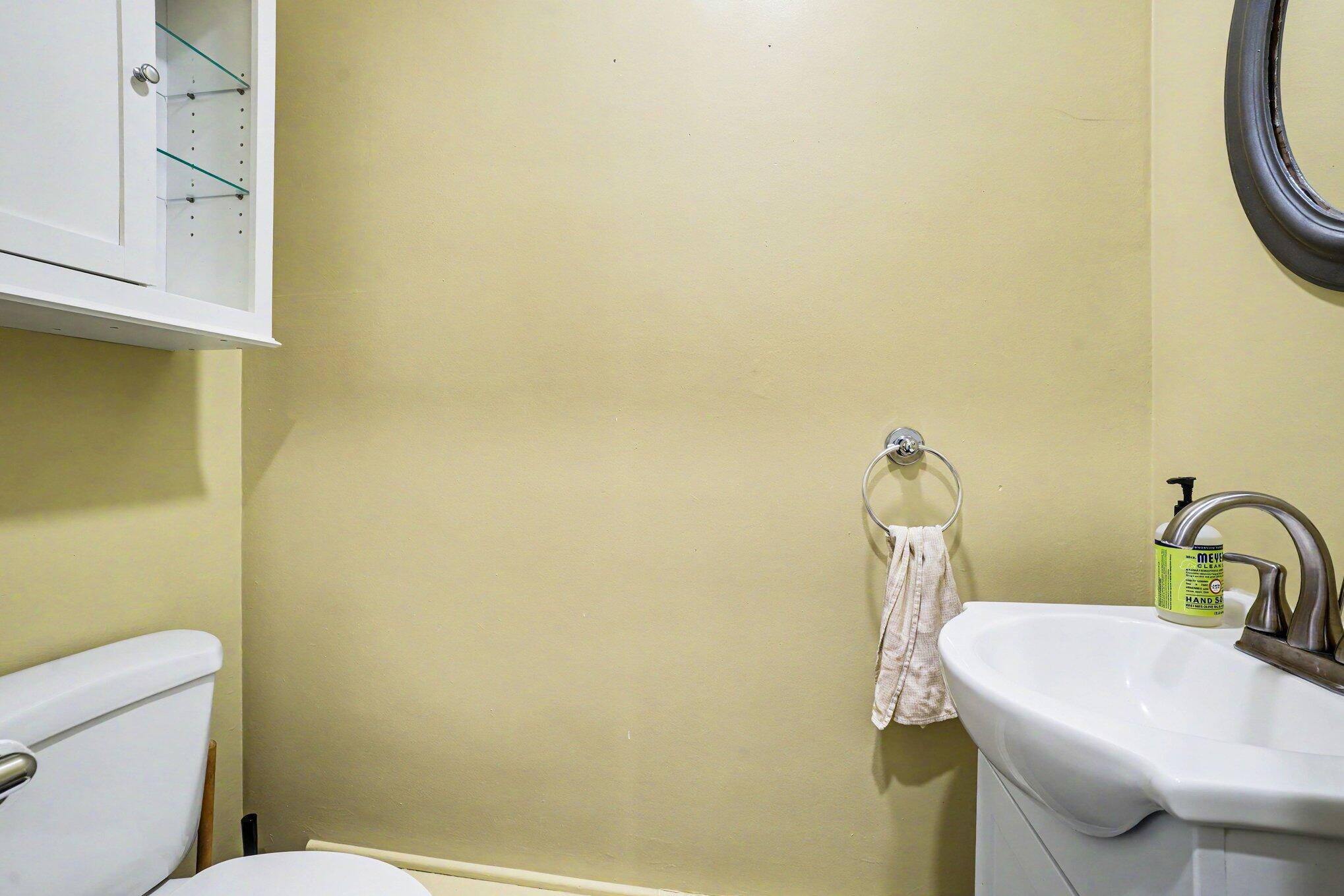 4429 Grand Prairie Road Kalamazoo, MI 49006 - Photo 16 of 29 016_file_2784