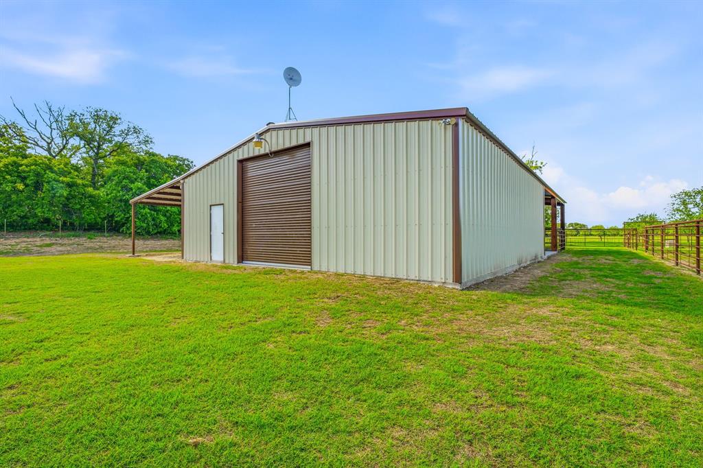 2548 Fm 1496 Dublin, TX 76446 - Photo 26 of 40 a view of a backyard