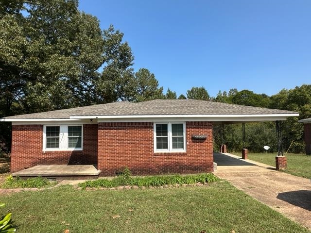 235 Hardin Road Savannah, TN 38372 - Photo 1 of 19 Gallery Image 1