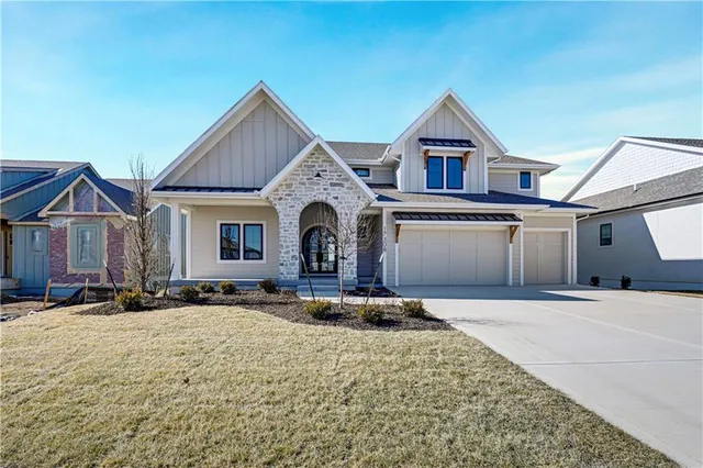$1,071,319 | 17308 Earnshaw Street, Overland Park, KS 66221
