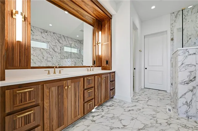 $1,071,319 | 17308 Earnshaw Street, Overland Park, KS 66221