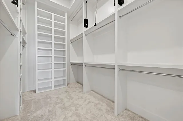 $1,071,319 | 17308 Earnshaw Street, Overland Park, KS 66221